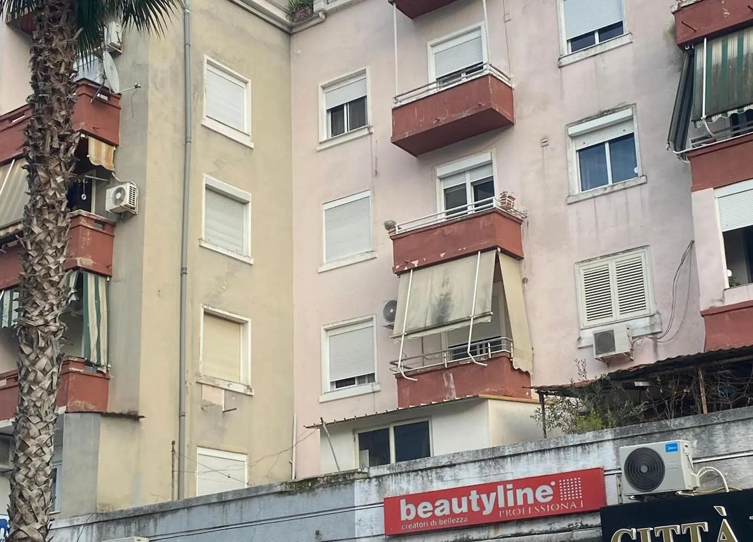 Enles Central Apartment Durres